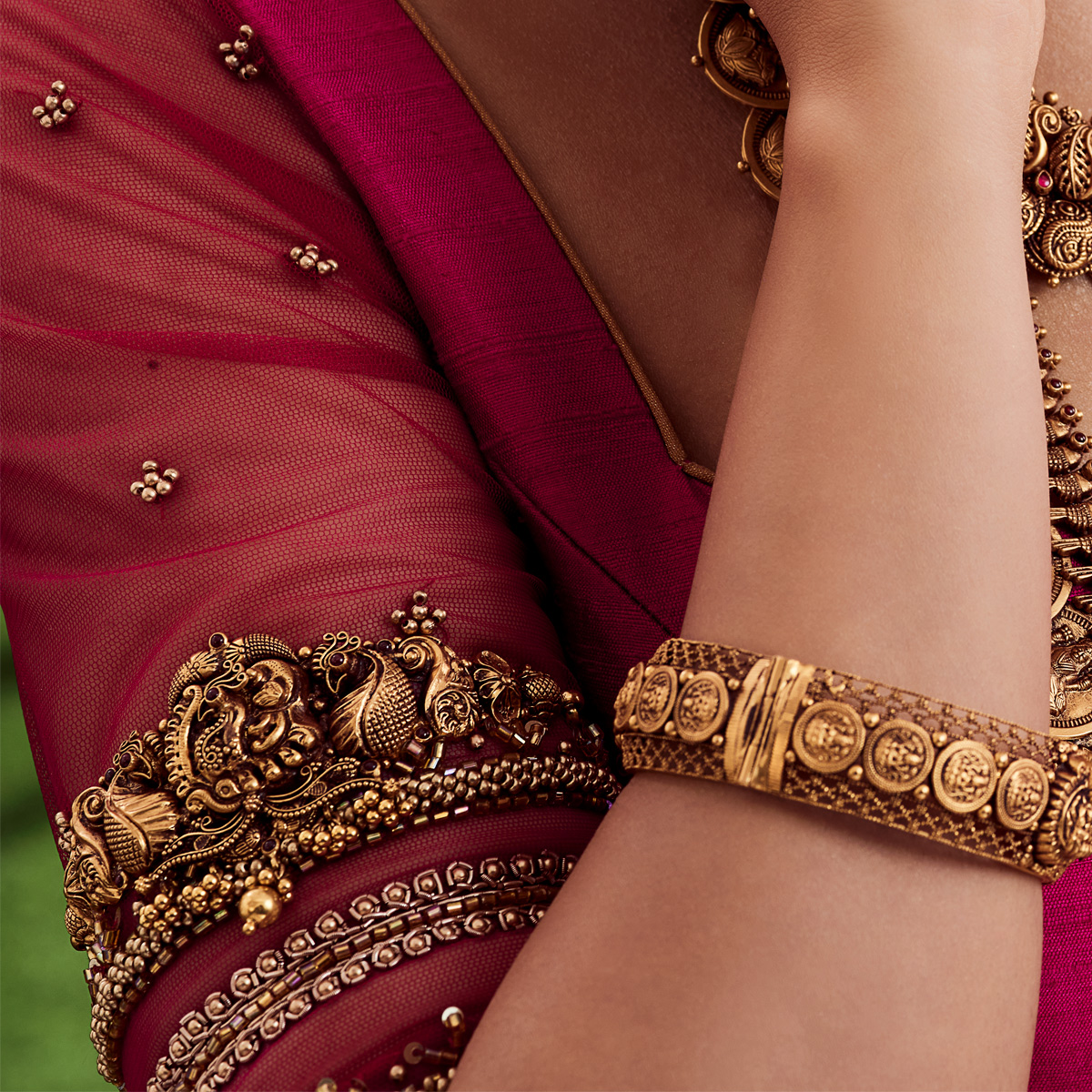 Traditional Karnataka Bridal Jewellery Sets from Joyalukkas