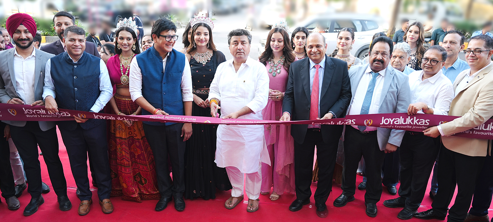 Joyalukkas launch first-ever showroom in Vaishali Nagar, Jaipur